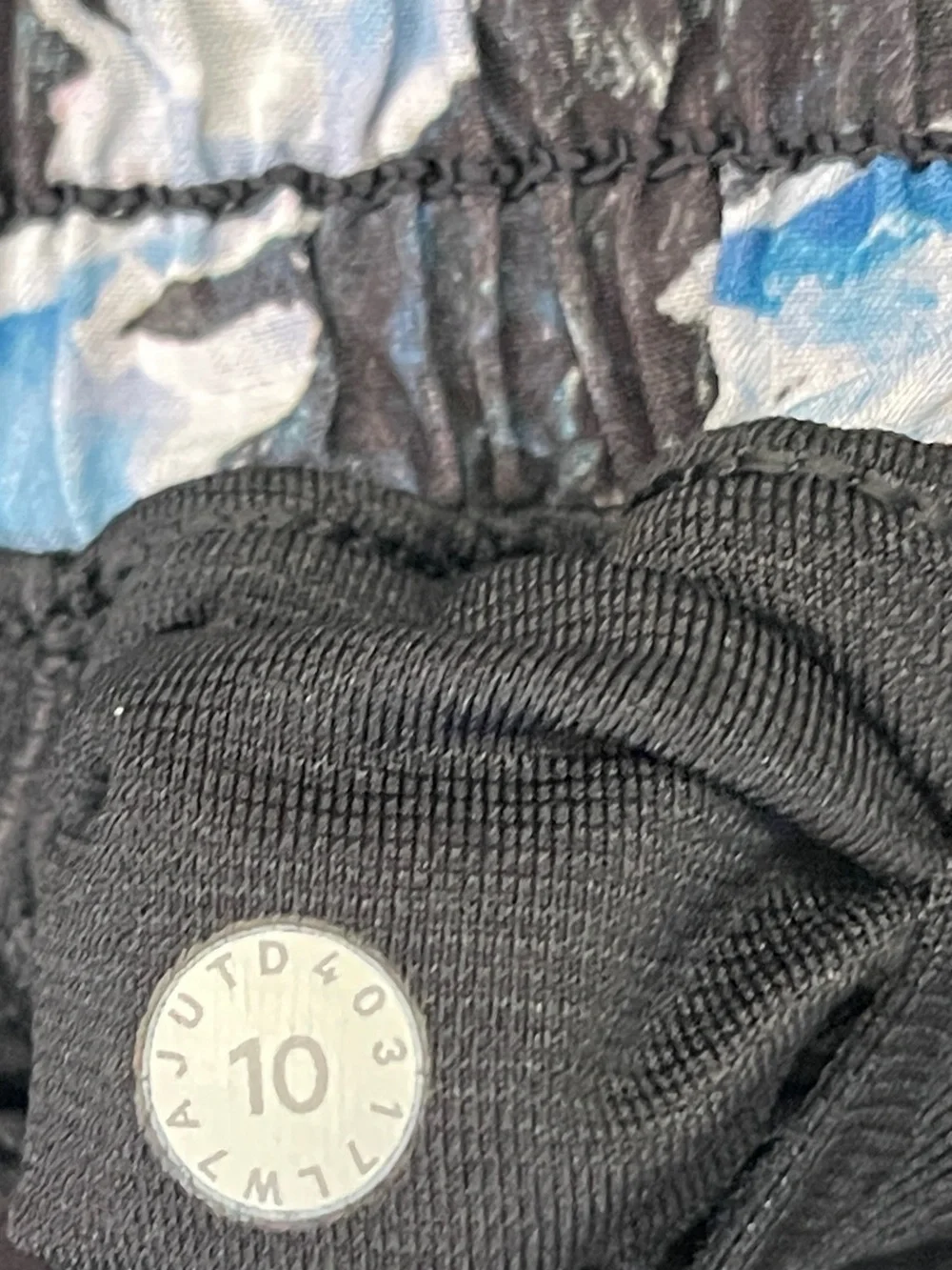 Lululemon Hotty Hot shorts culture clash multi black running activewear gym 10